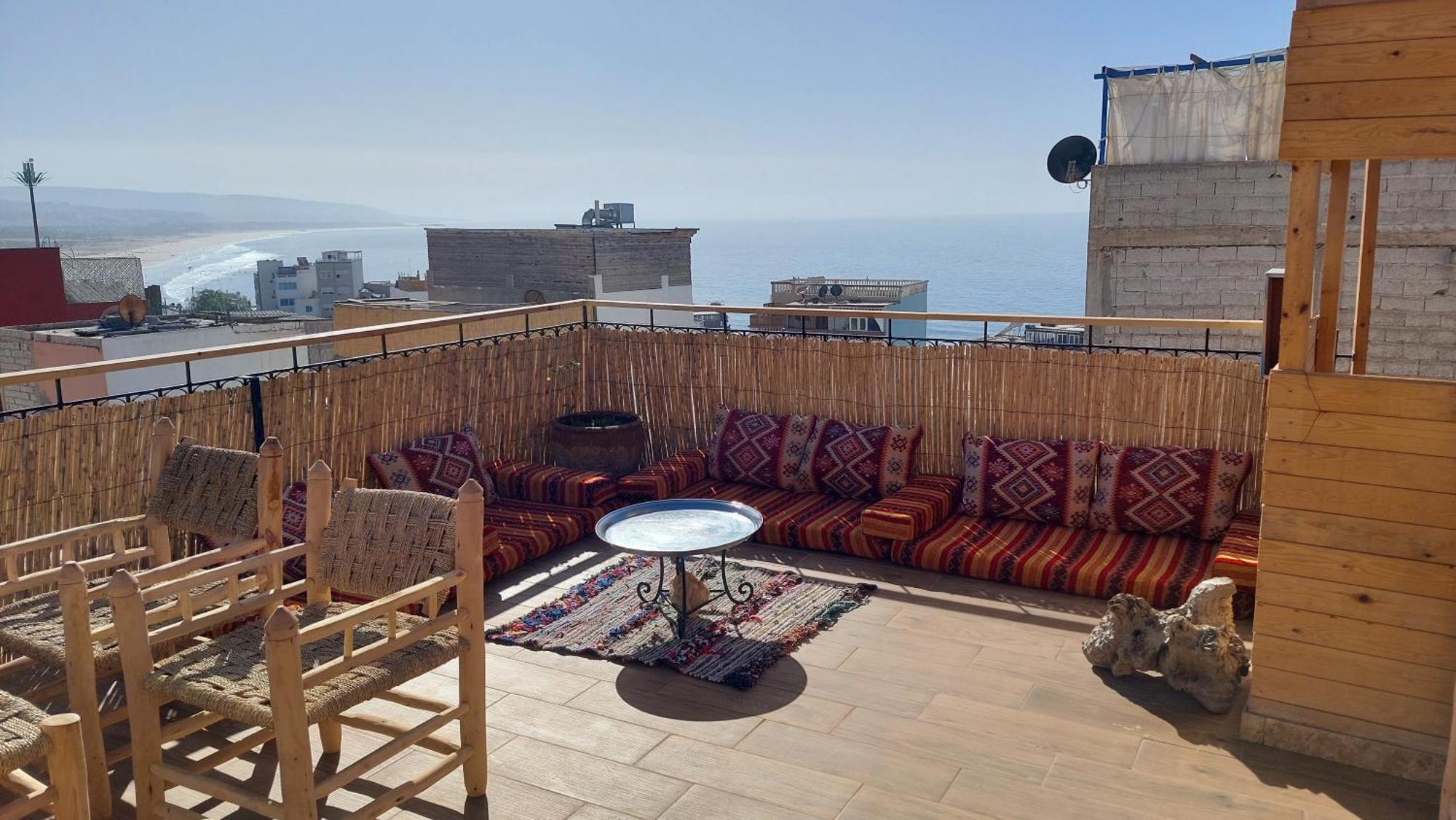 Habibi Hostel 塔哈佐特 外观 照片